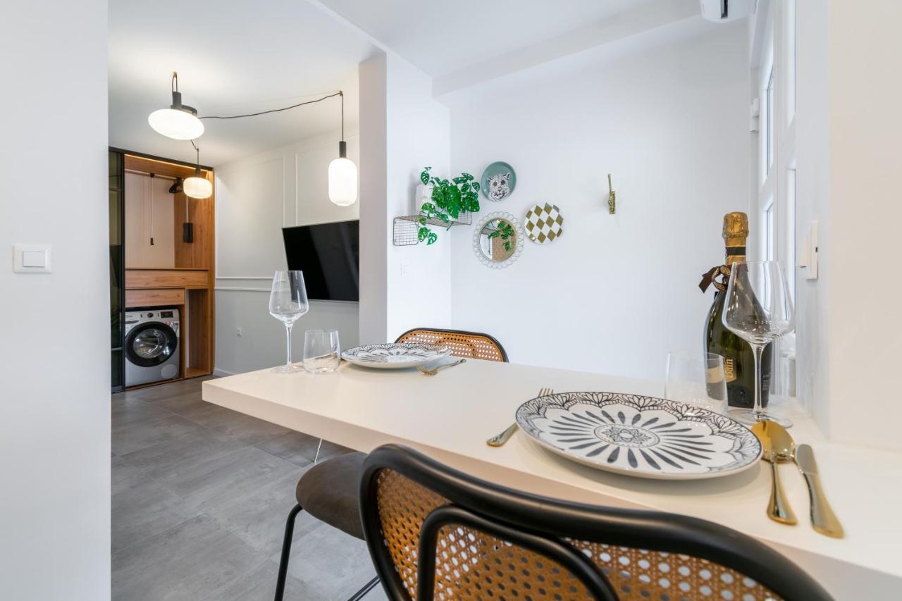 Studio Apartment Smile, Near Beach & Center, Free Parking, Balcony Makarská Exteriér fotografie